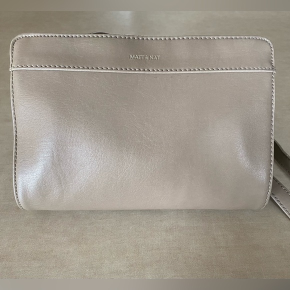 Matt & Nat Purse - Picture 1 of 4